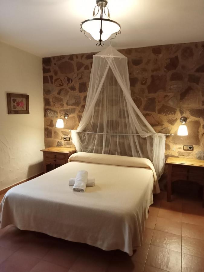 Hotel Villa De Berzocana エクステリア 写真
