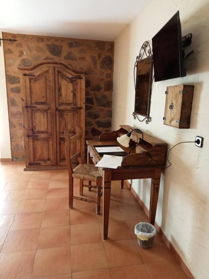 Hotel Villa De Berzocana エクステリア 写真