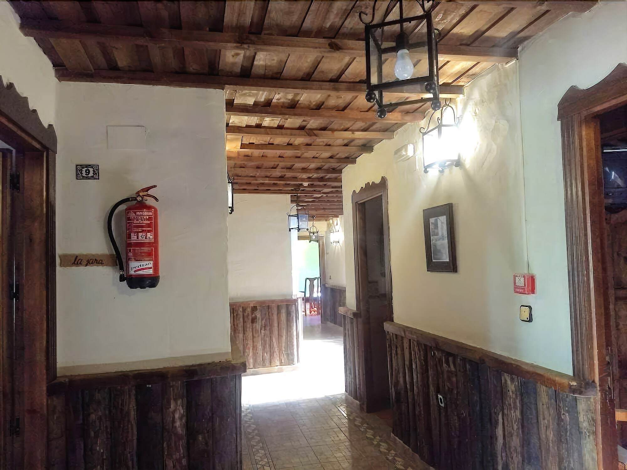 Hotel Villa De Berzocana エクステリア 写真