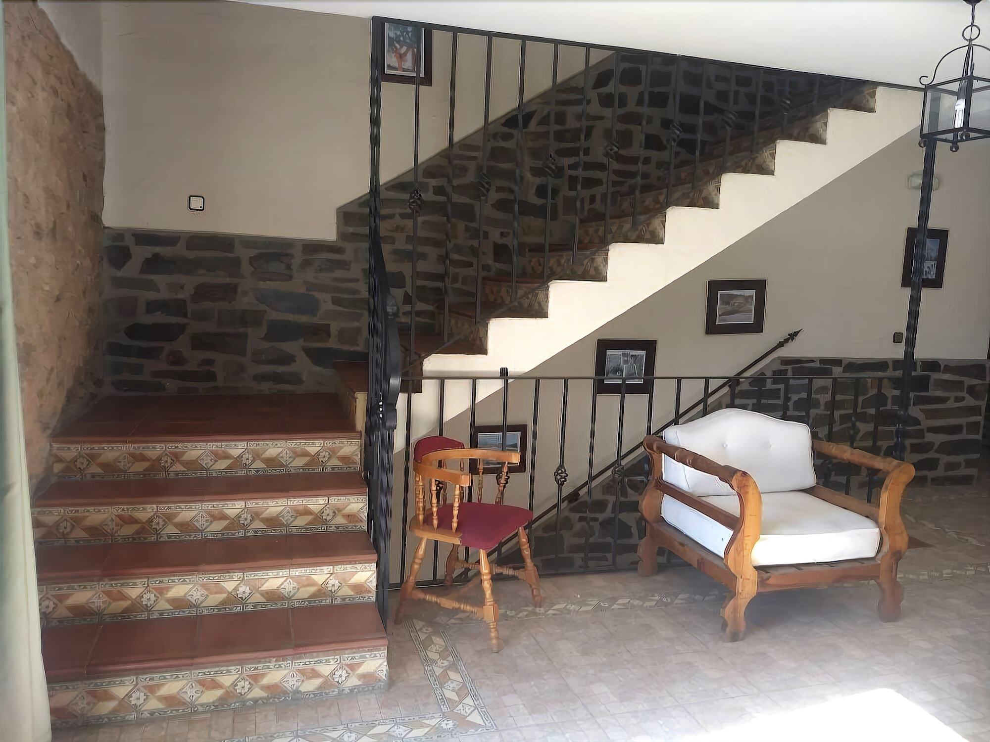 Hotel Villa De Berzocana エクステリア 写真